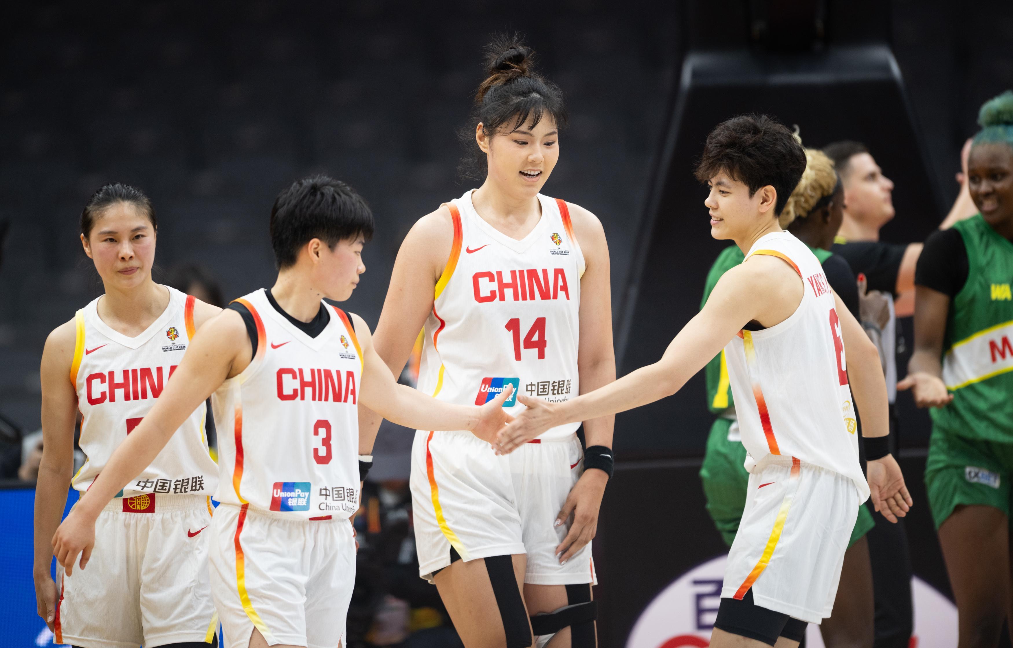 开云体育官网-中国女篮首胜功臣诞生！不是韩旭和张子宇，宫鲁鸣这步棋走对了
